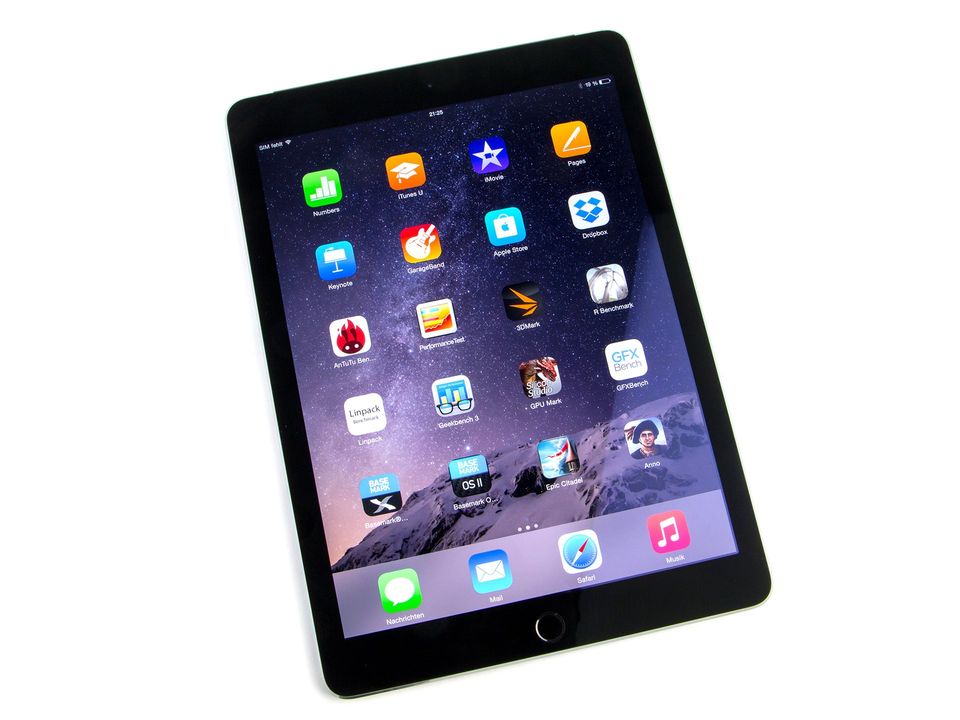 Apple 9.7" iPad Air 2 WiFi + Cellular (SIM) 32 GB Tablet A1567